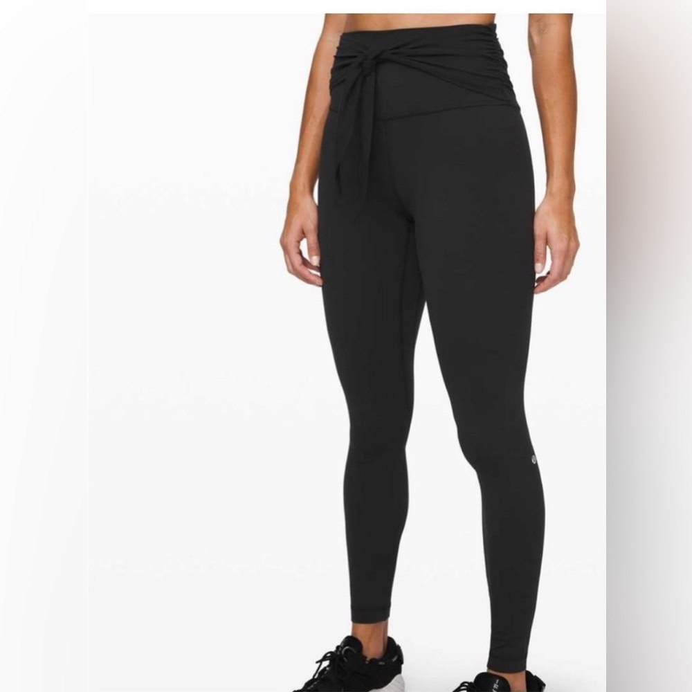 Lululemon tie front align leggings size 4 RARE